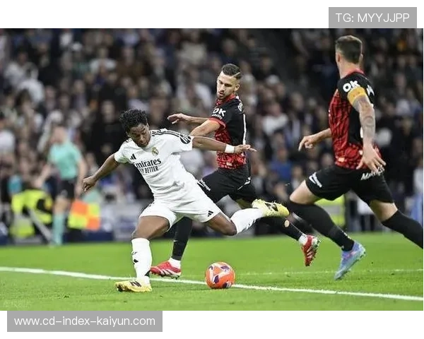 “新大罗”恩德里克租借加盟法甲里昂，寻求更多出场机会